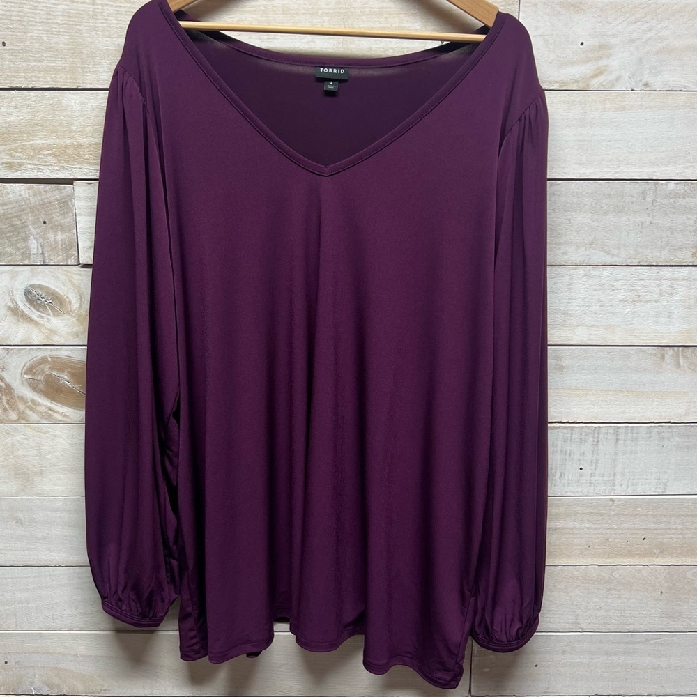 Torrid Top Womens 4X Wine Burgundy‎ Liquid Knit Puff Long Sleeve V Neck Stretch